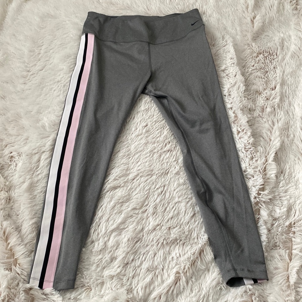 Nike dry-fit leggings